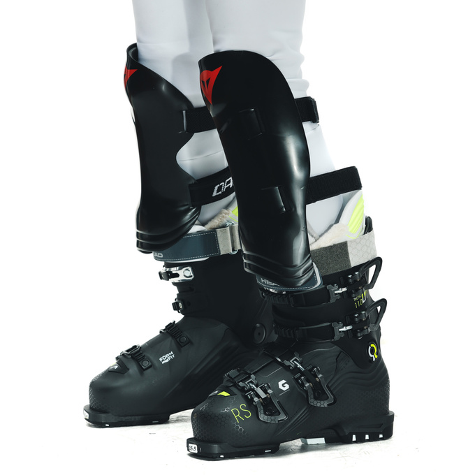 Schienbeinschutz Dainese R001 SCARABEO SHIN GUARD BLACK - 2025/26